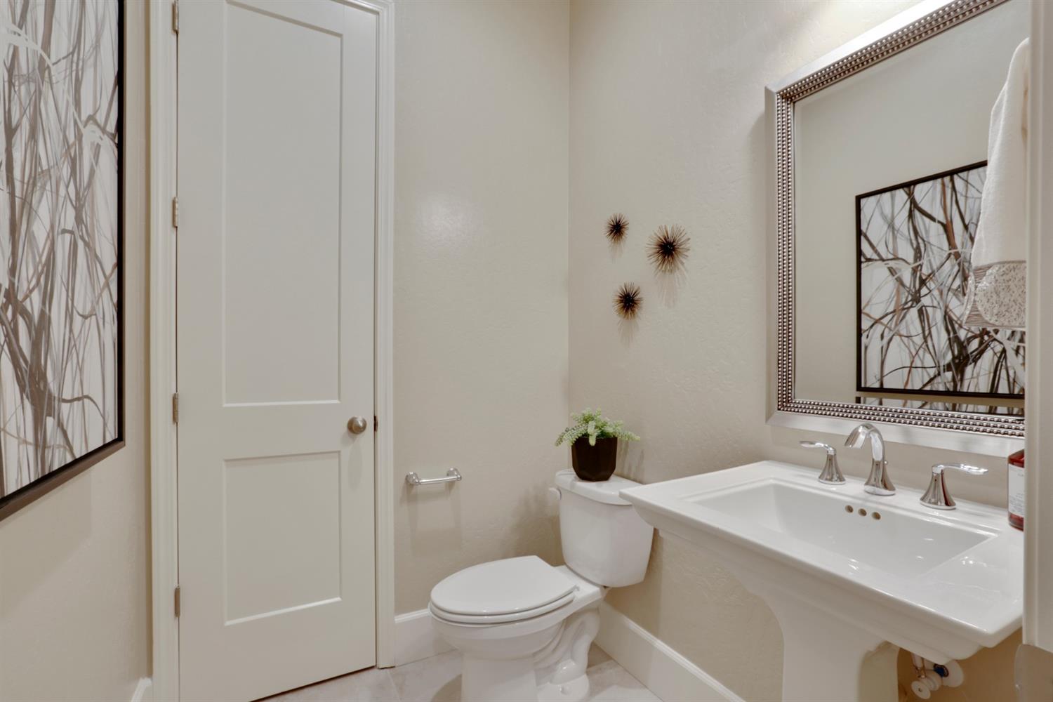 4424 Hillside Road Madera, CA 93636 - Photo 7 of 18 Gallery Image 7