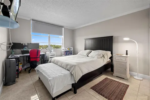 $329,000 | 13120 Southwest 92nd Avenue, Unit B505, Miami, FL 33176