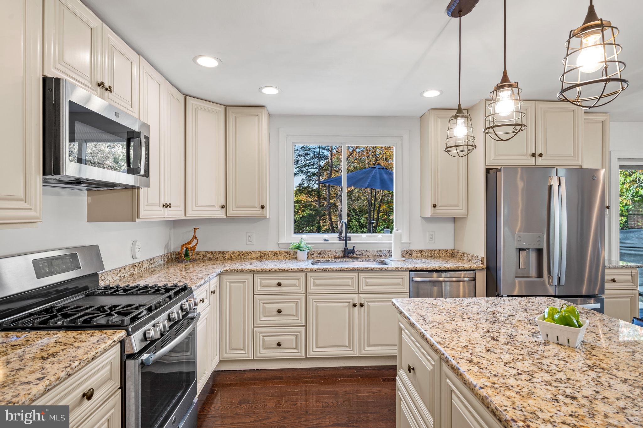 1514 Huntingdon Road Abington, PA 19001 - Photo 9 of 26