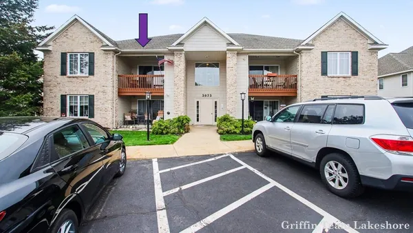 $225,000 | 3073 East Crystal Waters Drive, Unit 5, Holland, MI 49424