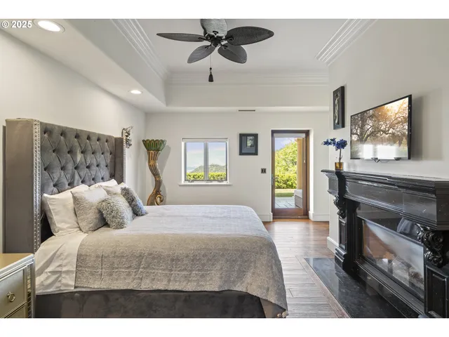 $1,724,000 | 3721 Old Siskiyou Highway, Ashland, OR 97520