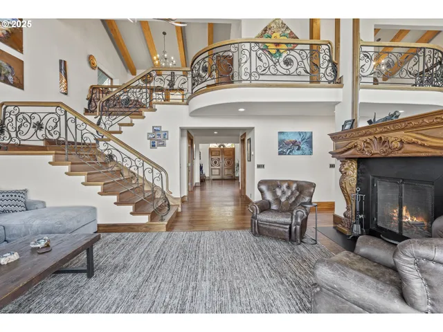 $1,724,000 | 3721 Old Siskiyou Highway, Ashland, OR 97520