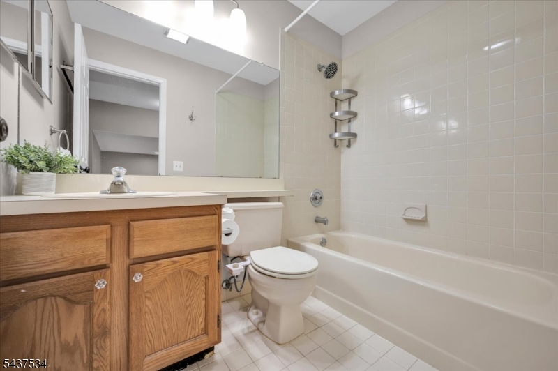 119 Choctaw Ridge Road Somerville, NJ 08876 - Photo 25 of 34