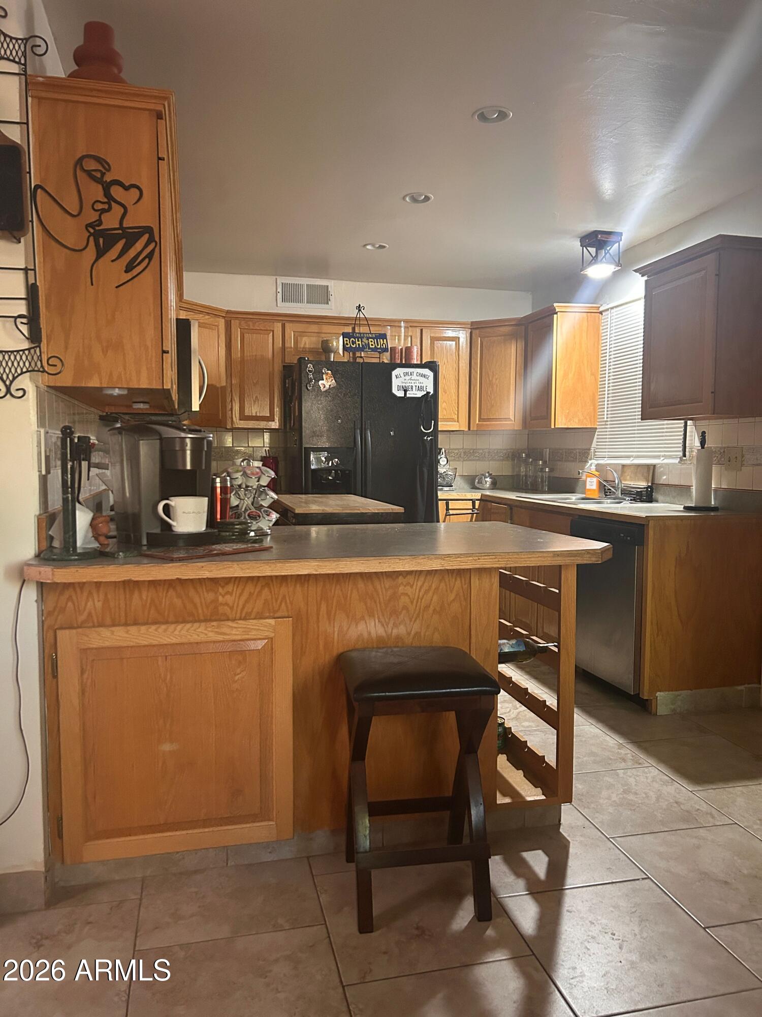 2550 East 15th Street, Unit 403 Douglas, AZ 85607 - Photo 5 of 9 Kitchen