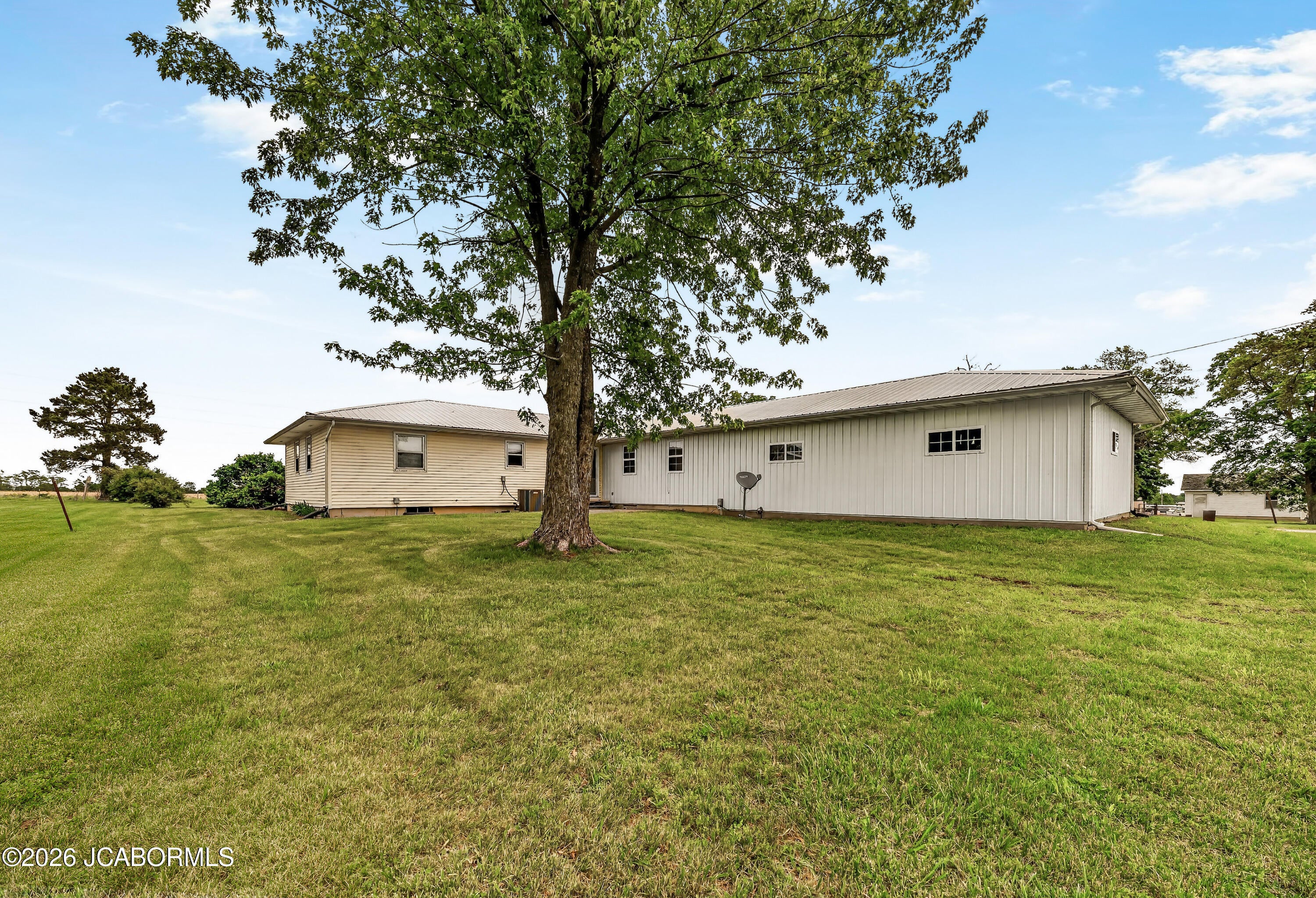 10206 State Rte 52 Versailles, MO 65084 - Photo 32 of 72 Gallery Image 32