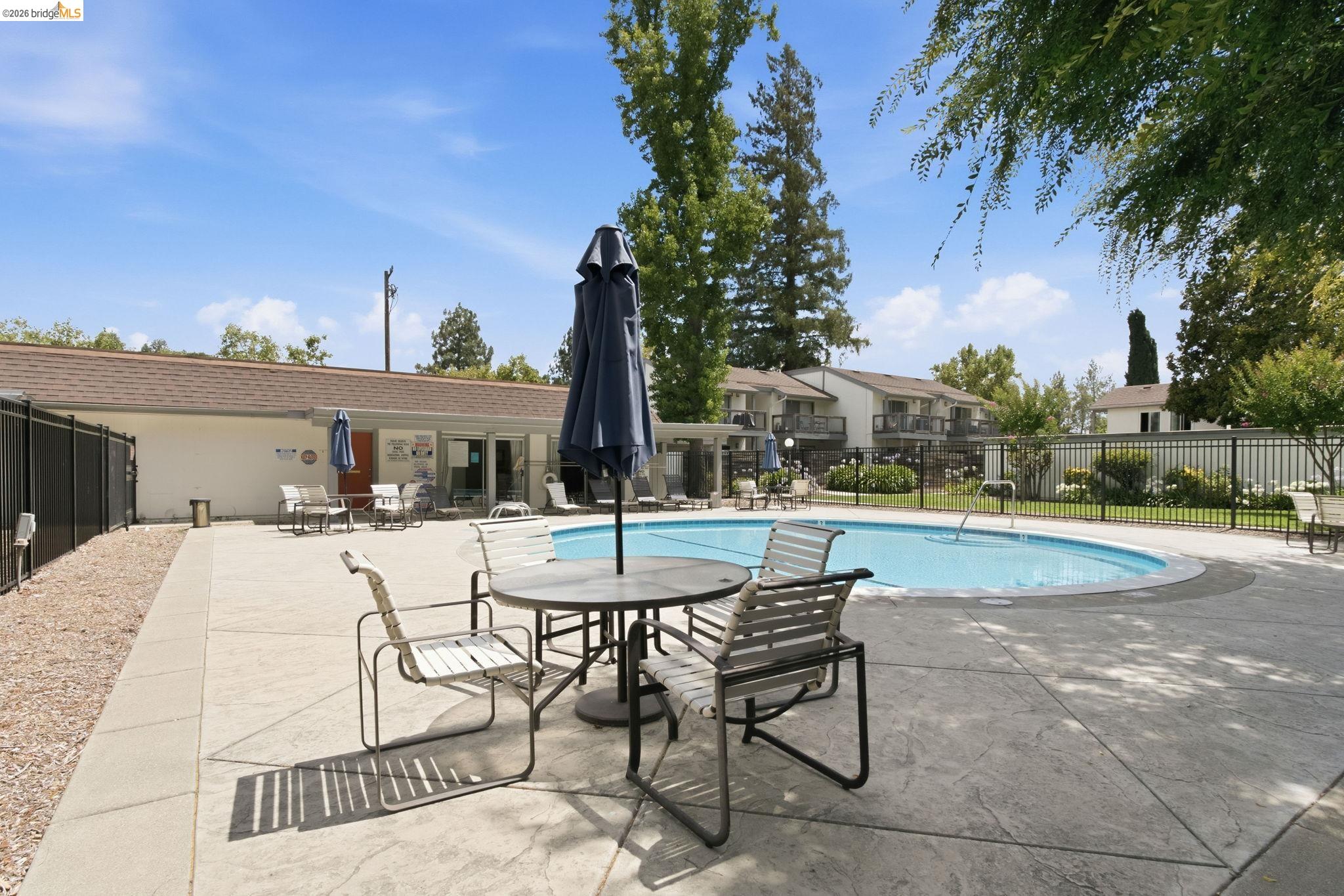 4081 Clayton Road, Unit 209 Concord, CA 94521 - Photo 6 of 47 Pool