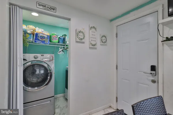 an empty room with closet