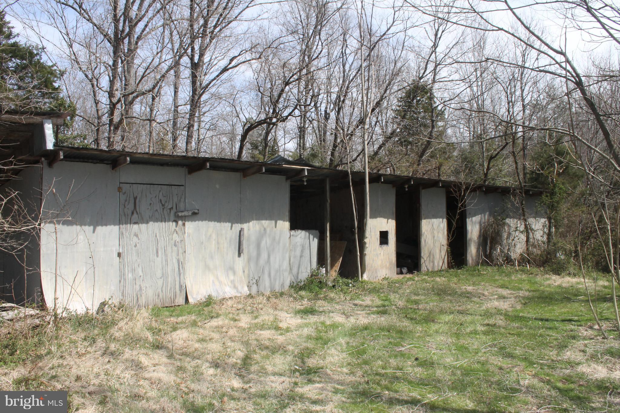 12009 Old Mill Road Midland, VA 22728 - Photo 27 of 27 Old stables on property