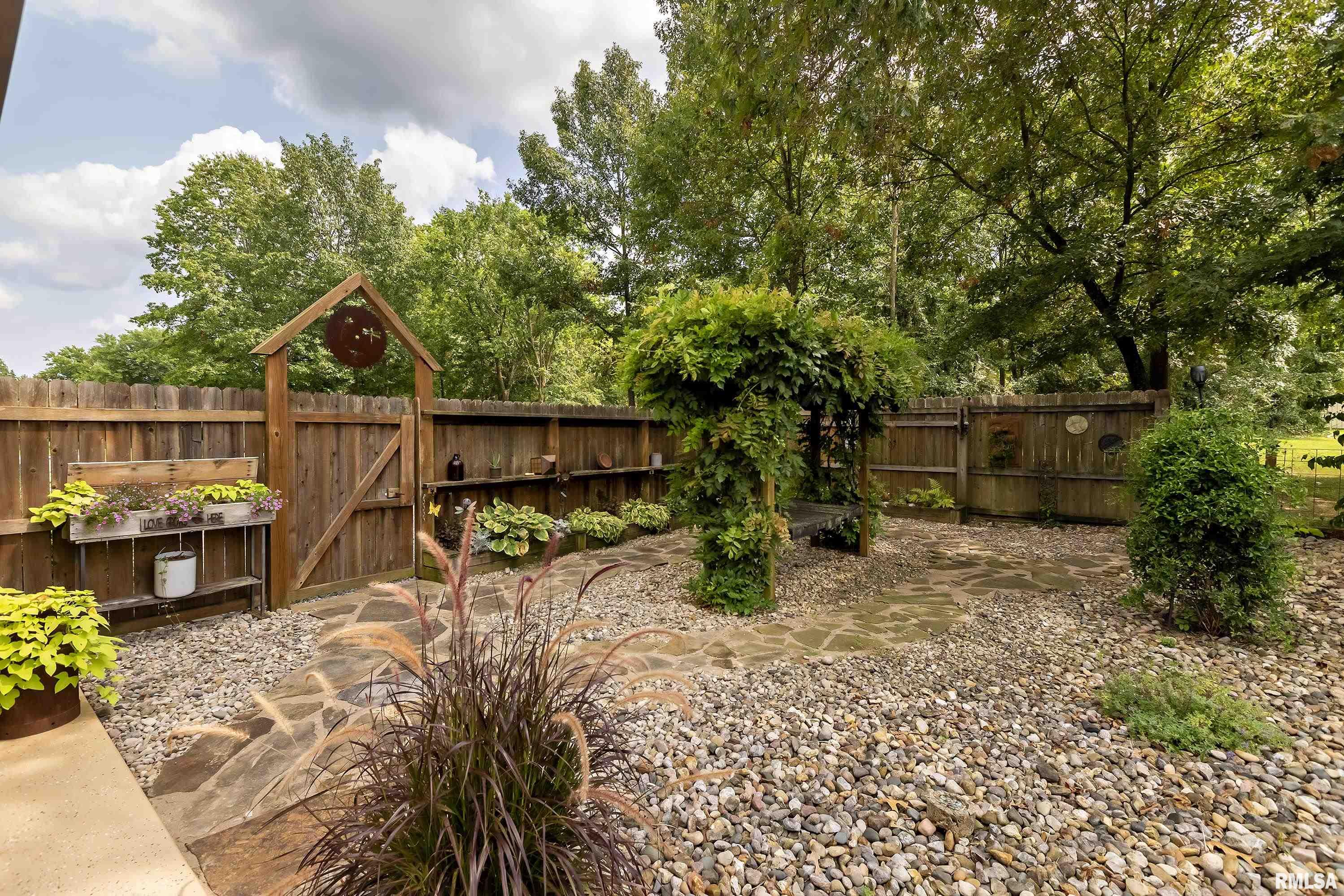 12271 Binkley Road Marion, IL 62959 - Photo 33 of 41