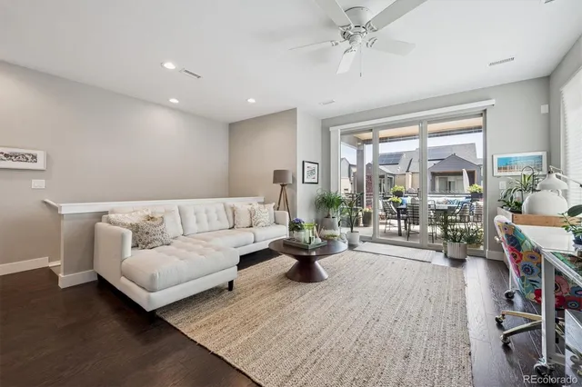 $1,160,000 | 6975 East Irvington Place, Denver, CO 80230
