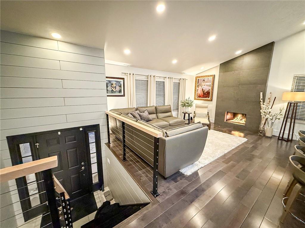 117 Fortieth Street Butler, PA 16001 - Photo 2 of 48