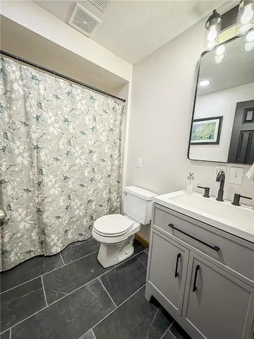 $425,000 | 117 Fortieth Street, Butler, PA 16001