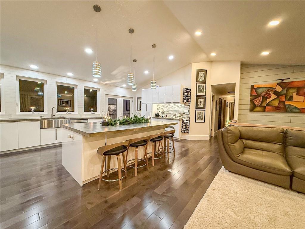 117 Fortieth Street Butler, PA 16001 - Photo 5 of 48