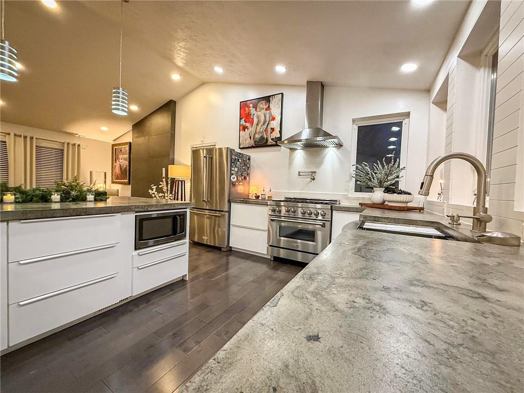 117 Fortieth Street Butler, PA 16001 - Photo 6 of 48