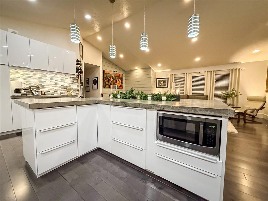 117 Fortieth Street Butler, PA 16001 - Photo 7 of 48