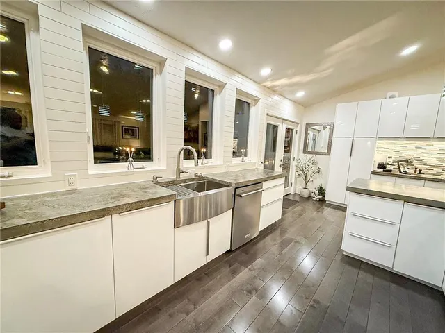 $425,000 | 117 Fortieth Street, Butler, PA 16001