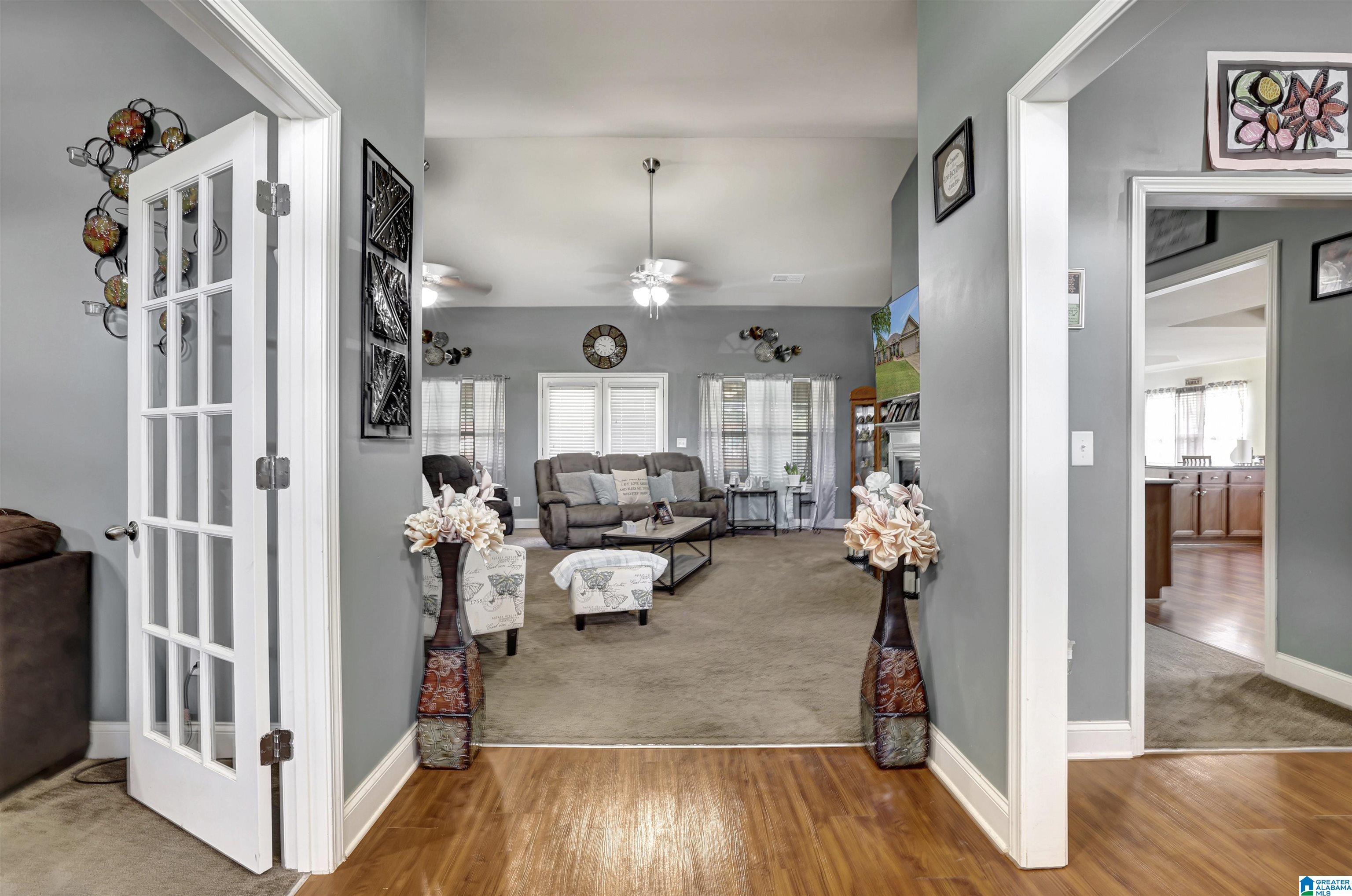 1013 Conner Circle Alabaster, AL 35007 - Photo 2 of 31