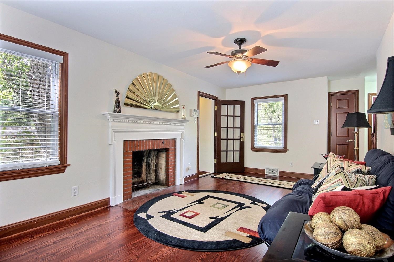 2341 Ranburn Drive Gary, IN 46408 - Photo 4 of 10 1500x999