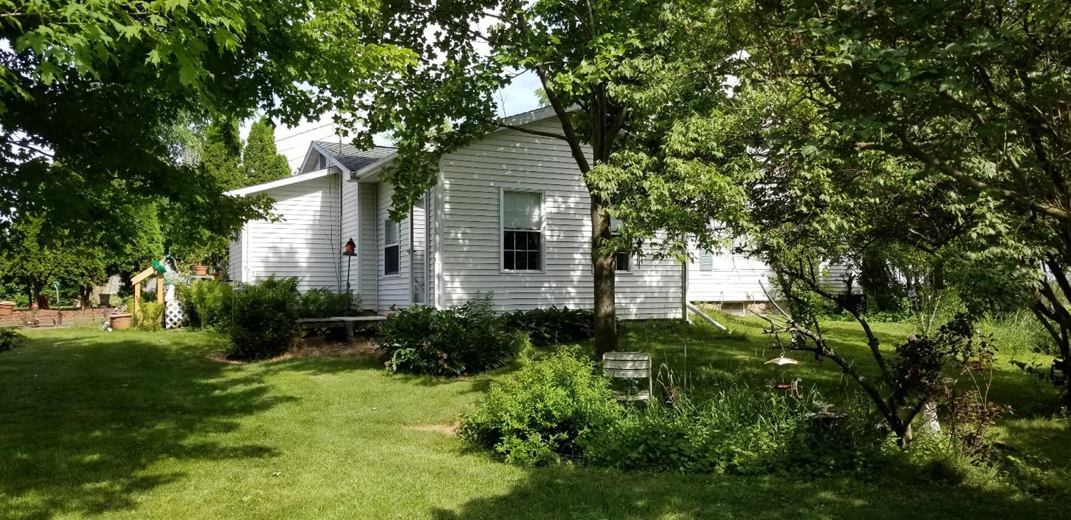 2950 Shepherd Road Adrian, MI 49221 - Photo 2 of 10 Photo 2