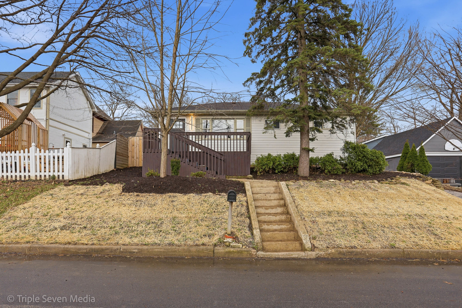 104 East Division Street Lemont, IL 60439 - Photo 4 of 5