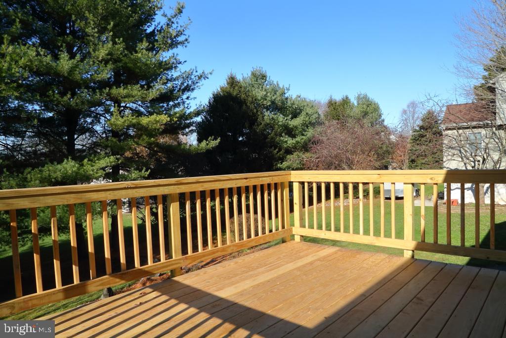 1771 Wilderness Road Lancaster, PA 17603 - Photo 16 of 17 Deck