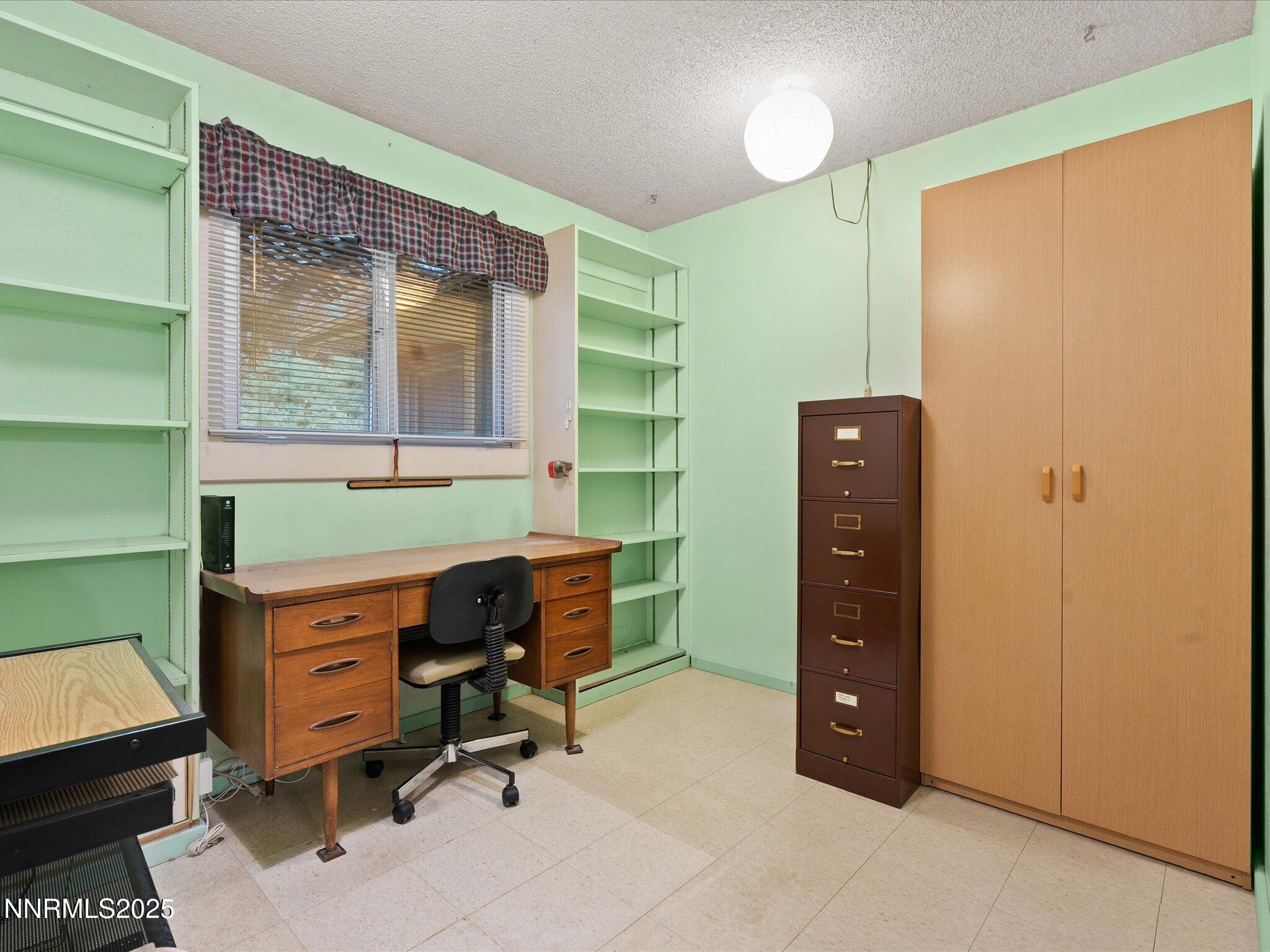 7665 Yorkshire Drive Reno, NV 89506 - Photo 26 of 34 31-7665 Yorkshire Dr-130