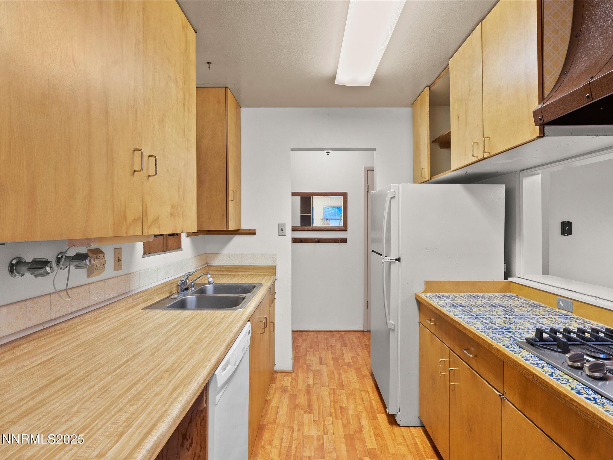 7665 Yorkshire Drive Reno, NV 89506 - Photo 33 of 34 07-7665 Yorkshire Dr-106