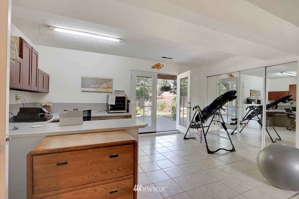 9110 Meadow Road Southwest Lakewood, WA 98499 - Photo 20 of 30