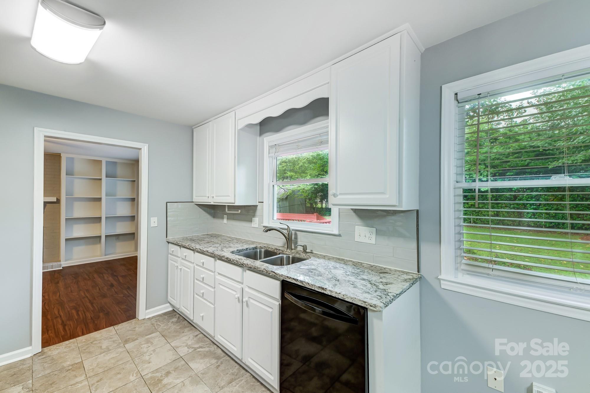 1308 Rama Road Charlotte, NC 28211 - Photo 13 of 47