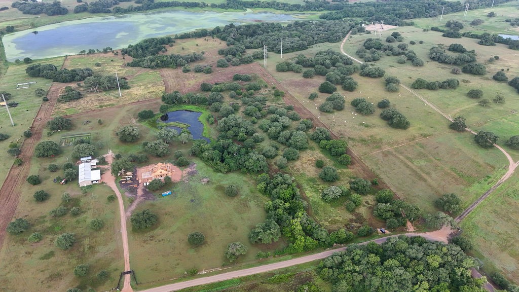 9365 Bauer Road Fayetteville, TX 78940 - Photo 12 of 16 a bathroom with a shower