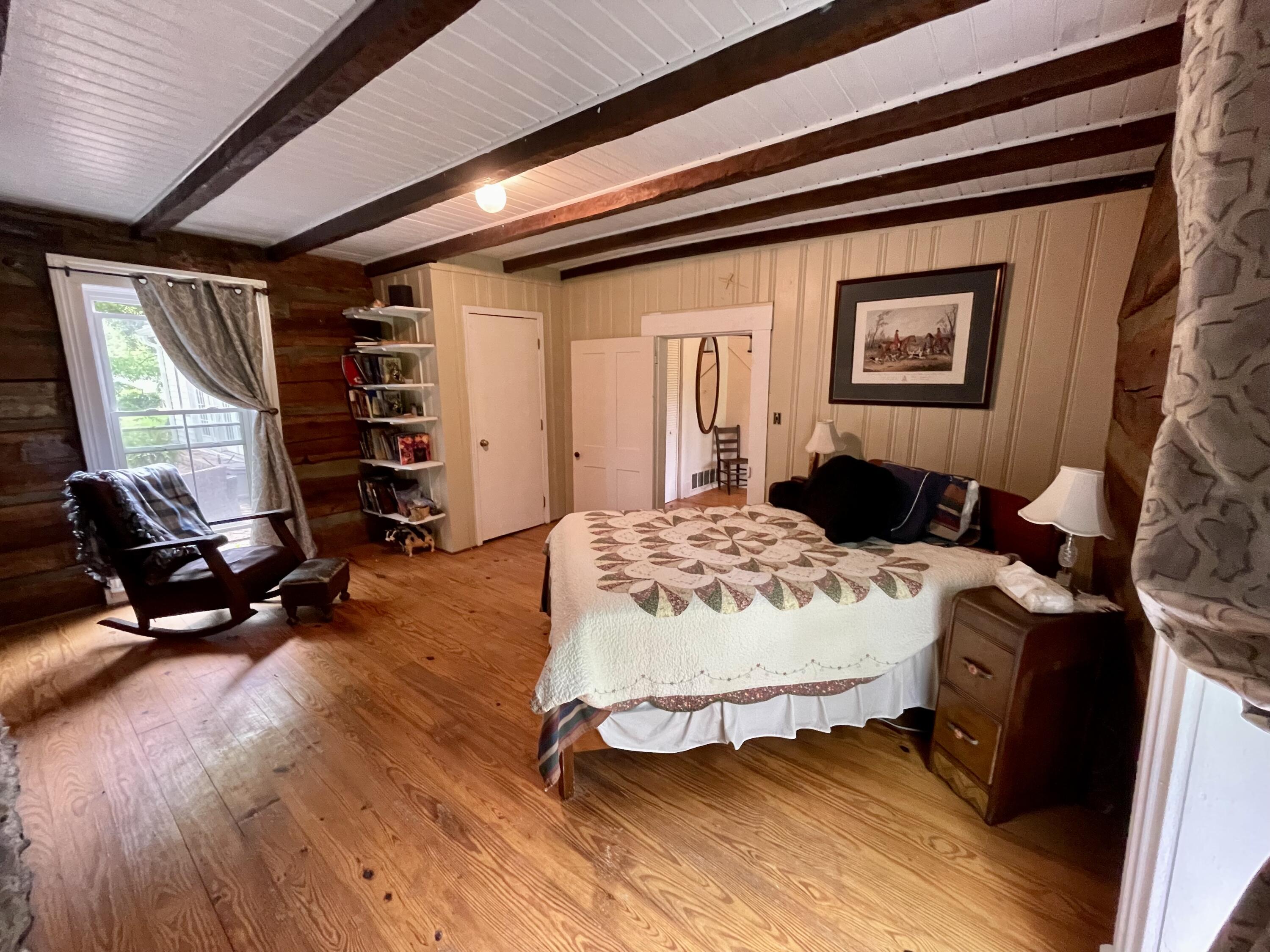 600 Bridgeport Road Frankfort, KY 40601 - Photo 22 of 38 Downstairs Primary 1