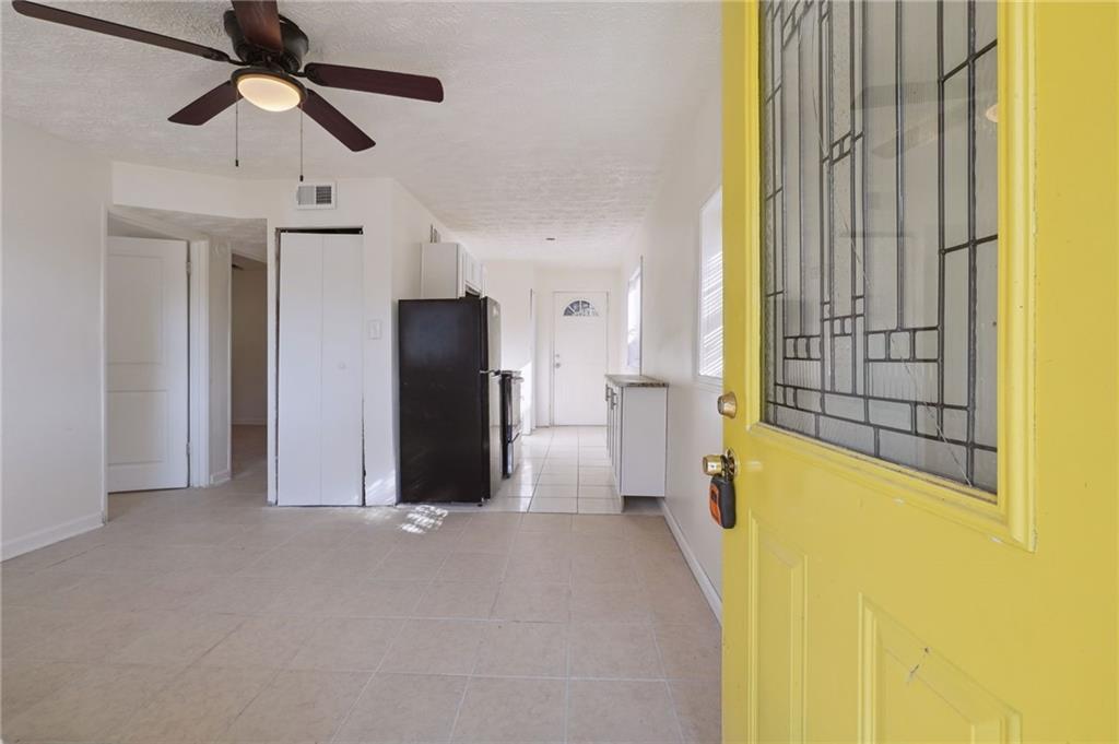 324 Brooks Avenue Southwest, Unit B Atlanta, GA 30310 - Photo 2 of 25 a view of a storage & utility room in a room