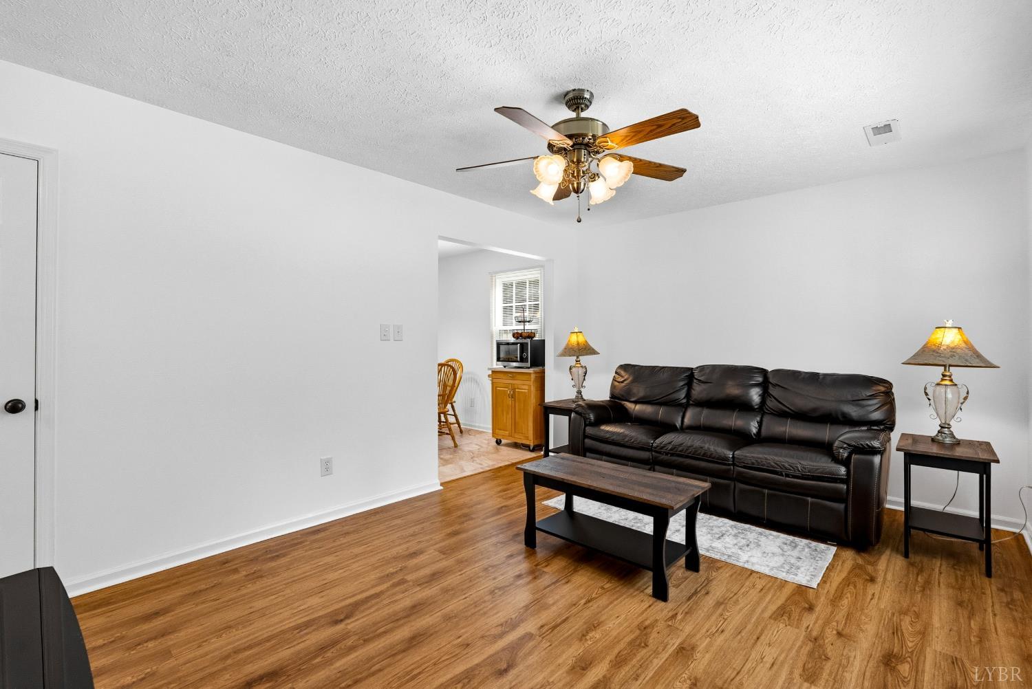 271 Rockwell Road Lynchburg, VA 24504 - Photo 6 of 37