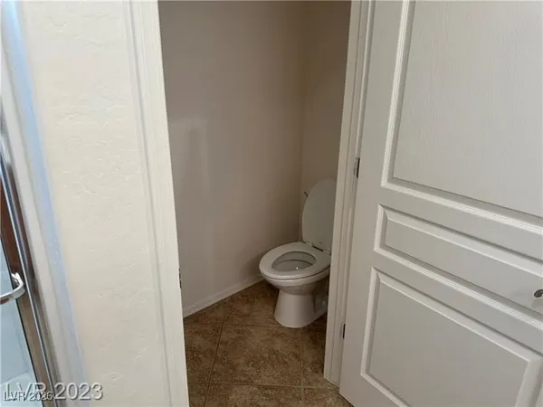 $2,300 | 3316 Lapwing Drive, North Las Vegas, NV 89084