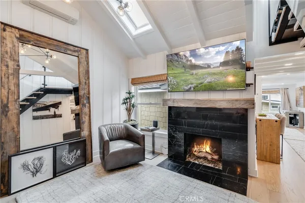 $5,800 | 1259 South Coast Highway, Unit B, Laguna Beach, CA 92651