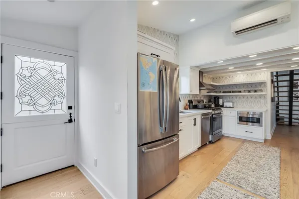 $5,800 | 1259 South Coast Highway, Unit B, Laguna Beach, CA 92651