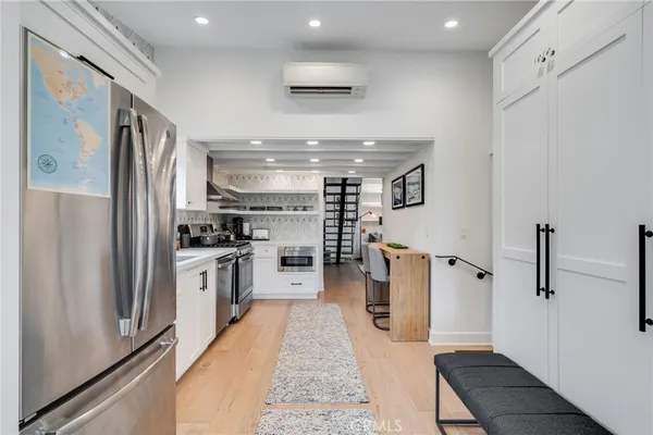 $5,800 | 1259 South Coast Highway, Unit B, Laguna Beach, CA 92651