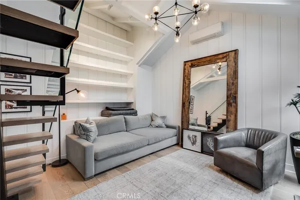 $5,800 | 1259 South Coast Highway, Unit B, Laguna Beach, CA 92651