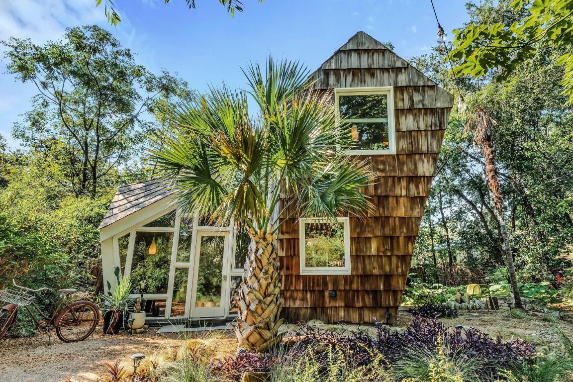 1704 Singleton Avenue Austin, TX 78702 - Photo 1 of 1 front view of a house