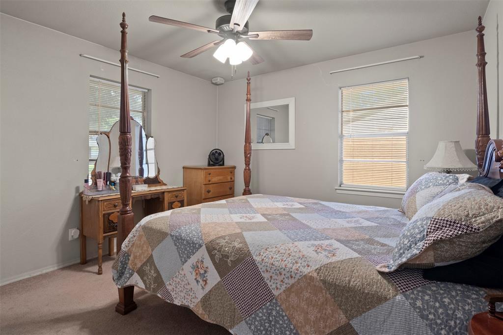 106 Wayne Street Sanger, TX 76266 - Photo 16 of 25
