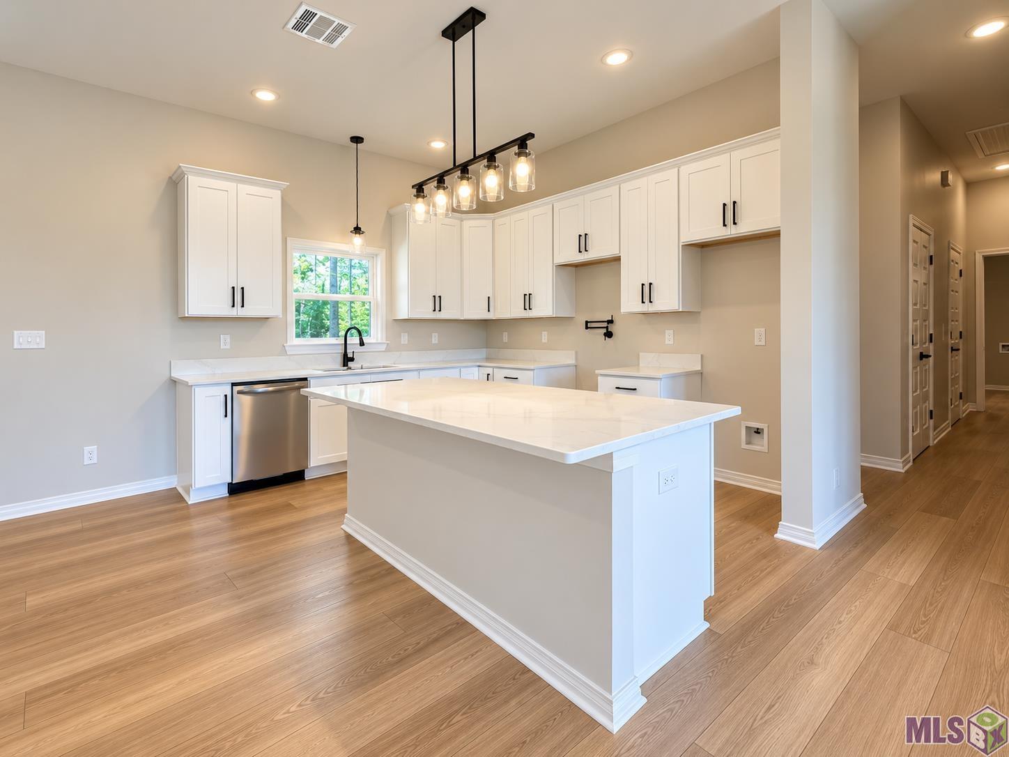 26711 Jill Road Holden, LA 70744 - Photo 5 of 19 Gallery Image 5
