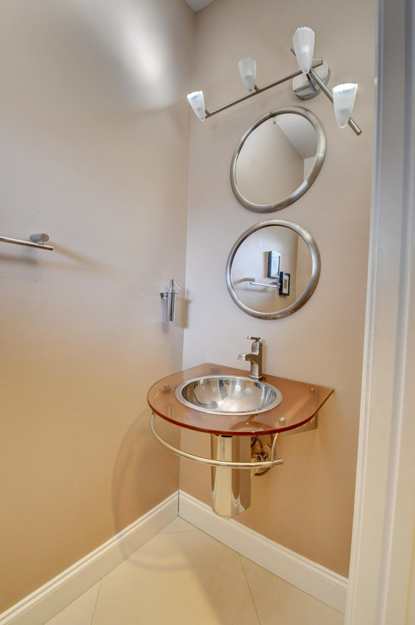 21115 Vía Eden Boca Raton, FL 33433 - Photo 6 of 43 36_dsc_6937_38_39_40_41