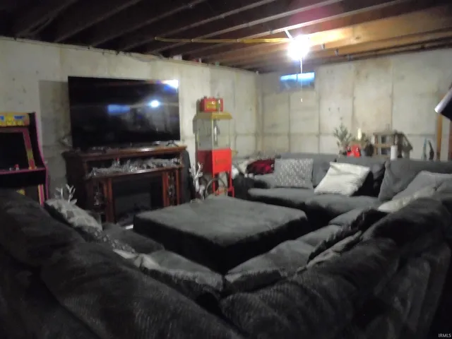 $529,000 | 1820 South County Road 850 East, New Castle, IN 47362