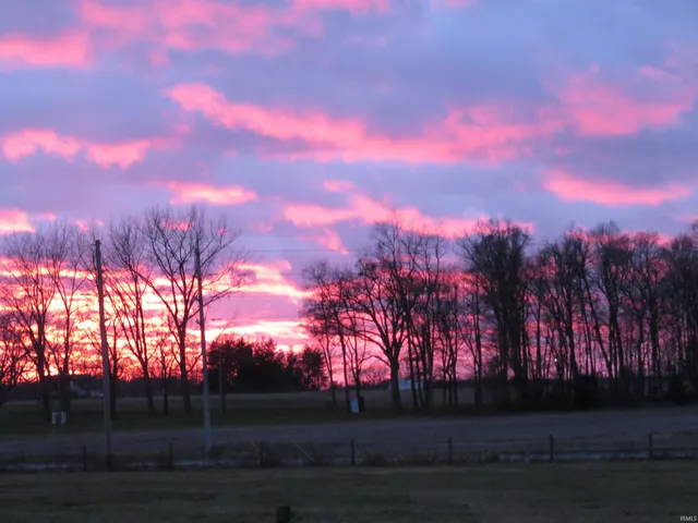 $529,000 | 1820 South County Road 850 East, New Castle, IN 47362