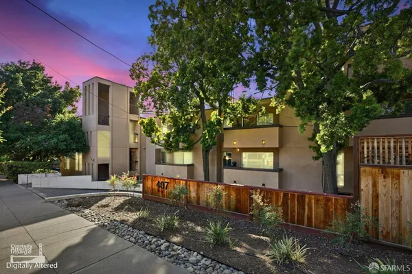 $3,050 | 407 Orange Street, Unit 206, Oakland, CA 94610