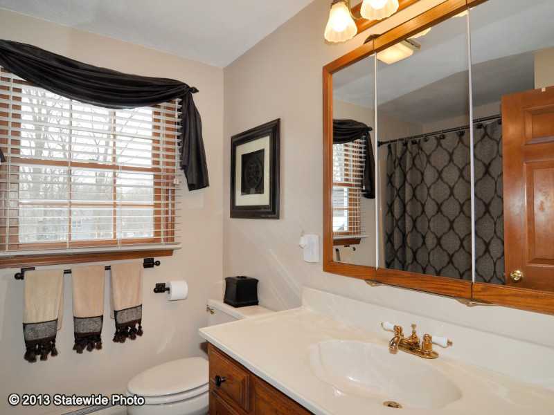 11 Stagecoach Road Cumberland, RI 02864 - Photo 25 of 25 Bathroom.