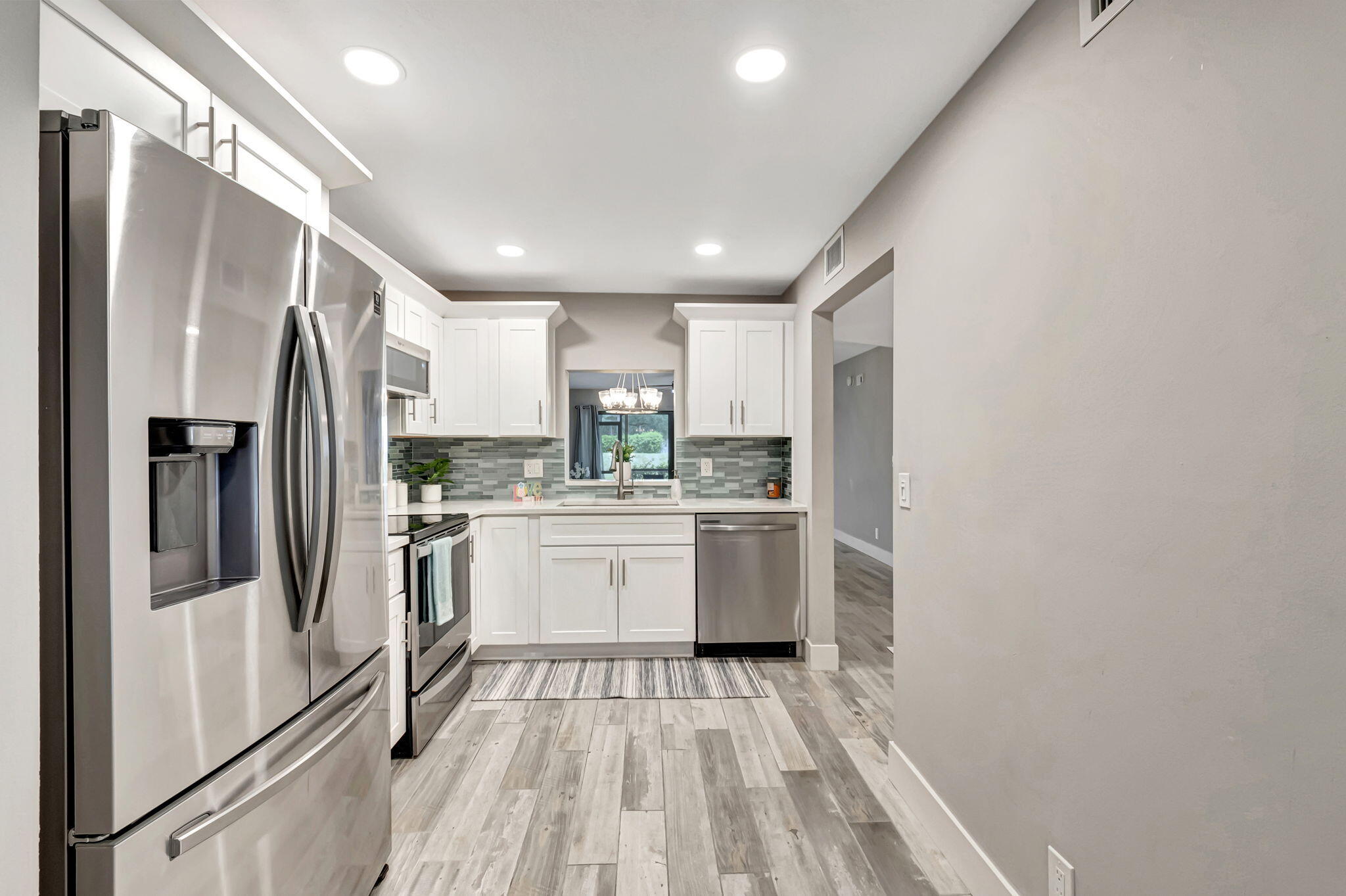 2890 Southwest 22nd Circle, Unit 241D Delray Beach, FL 33445 - Photo 7 of 34 Kitchen