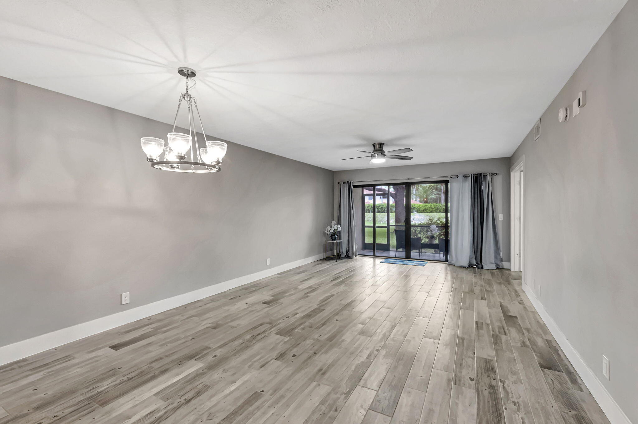 2890 Southwest 22nd Circle, Unit 241D Delray Beach, FL 33445 - Photo 9 of 34 Dining Room