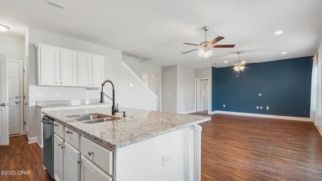 $3,000 | 310 Confidence Way, Southport, FL 32409