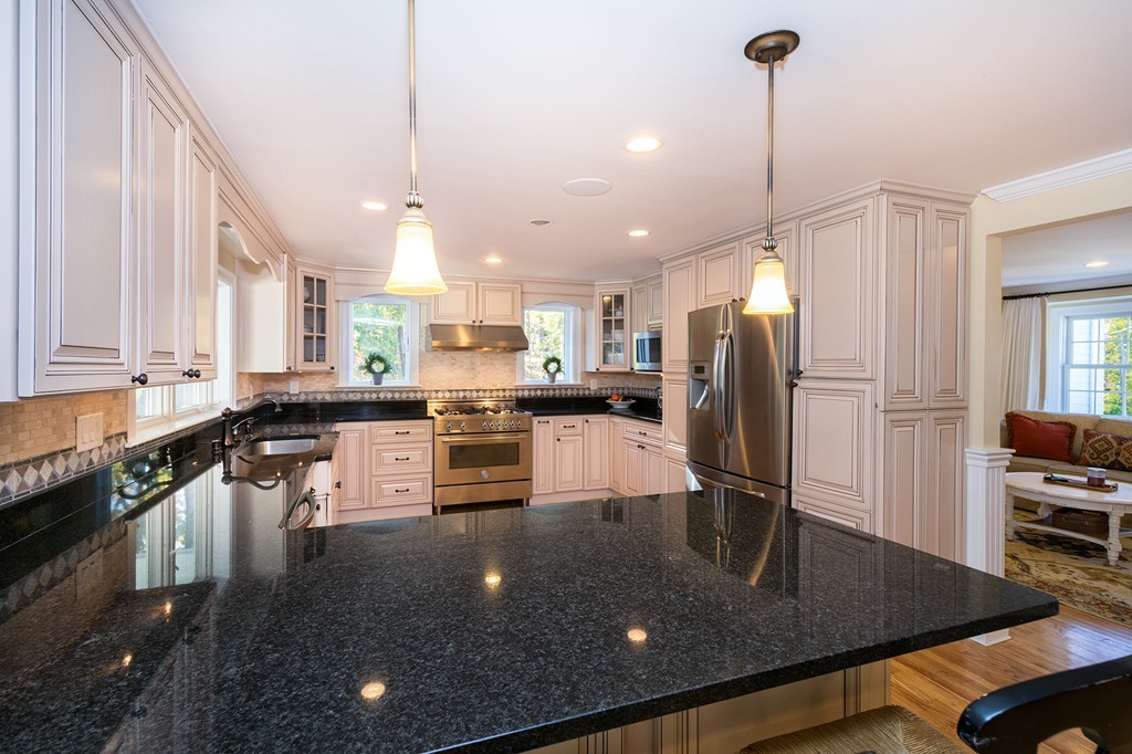 736 Jerusalem Road Cohasset, MA 02025 - Photo 4 of 30 Gallery Image 4